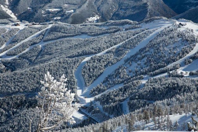 Station ski Pal vue depuis le secteur Coll de la Botella