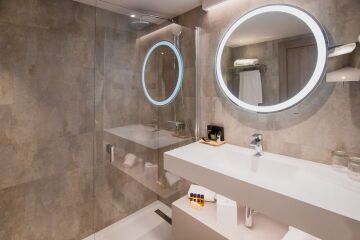 Plaza Hotel Andorre - Salle de bain privative chambre standard