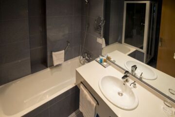 Salle de bain vue 1 Chambre Double Twin - Hotel Font Argent Pas de la Casa